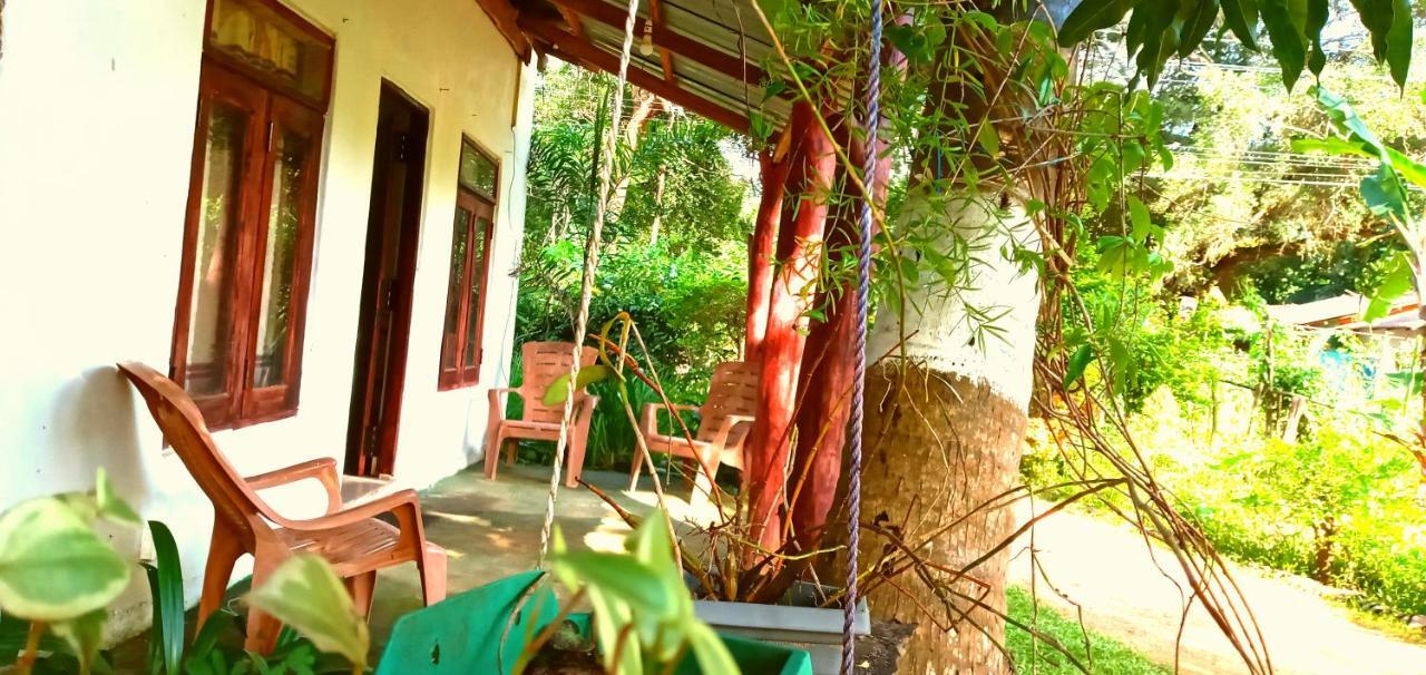 Sigiri Picaso Home Stay Sigiriya Exterior foto